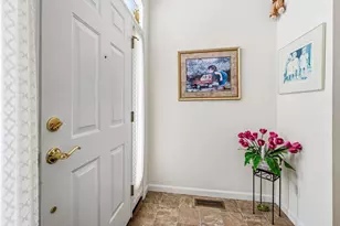 34 Mammoth Rd, Hooksett, NH 03106 - Photo 6