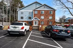 2 Timberwood Dr, Goffstown, NH 03045 - Photo 4