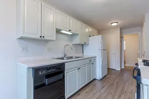 91 Winnacunnet Rd, Hampton, NH 03842 - Photo 8