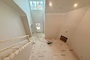 23 Main St, Candia, NH 03034 - Photo 8