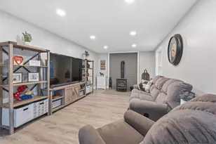 4 Cedar Ln, Bow, NH 03304 - Photo 14