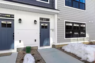 50 Cate St, Portsmouth, NH 03801 - Photo 2