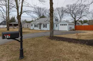 21 Hobart St, Concord, NH 03303 - Photo 28