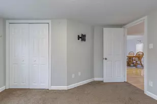 21 Hobart St, Concord, NH 03303 - Photo 18