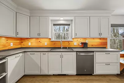 43 Bergblume Circle, Stamford, VT 05352 - Photo 8