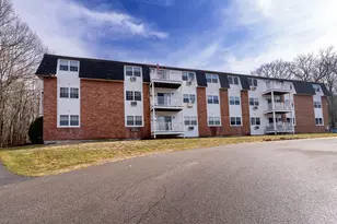 39 Ernest Ave, Exeter, NH 03833 - Photo 2