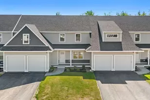 75 Driftwood Cir, Sandown, NH 03873 - Photo 48