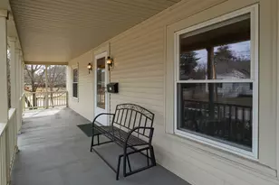 7 1st St, Hudson, NH 03051 - Photo 2