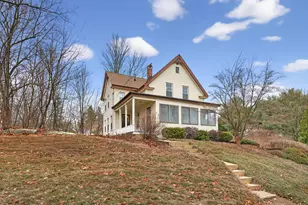 12 Millard St, Pembroke, NH 03275 - Photo 4