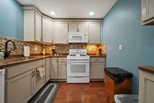 2 Remington Ct, Derry, NH 03038 - Photo 14