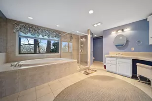 2 Remington Ct, Derry, NH 03038 - Photo 10