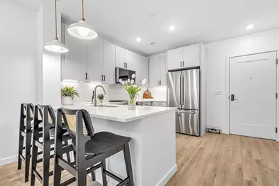 80 Constitution Avenue #219, Portsmouth, NH 03801 - Photo 2