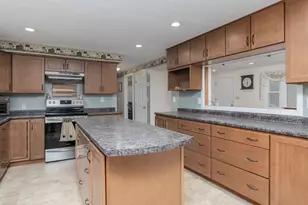 21 Hooksett Turnpike, Bow, NH 03304 - Photo 14