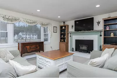 21 Hooksett Turnpike, Bow, NH 03304 - Photo 16