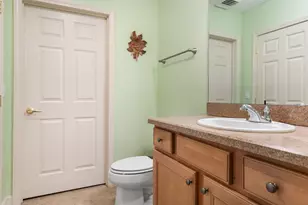 65 Hawthorne Dr, Bedford, NH 03110 - Photo 32