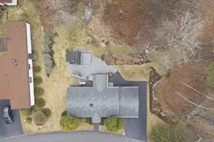 41 Mathew Cir, Goffstown, NH 03045 - Photo 32