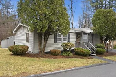 41 Mathew Circle, Goffstown, NH 03045 - Photo 2