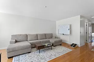 6 Tammy Ct, Hudson, NH 03051 - Photo 10