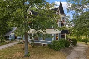 68 Center St, Wolfeboro, NH 03894 - Photo 4