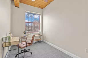 335 Cypress St, Manchester, NH 03103 - Photo 20