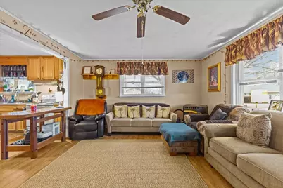 49 Russell Street, St. Albans City,  05478 - Photo 12