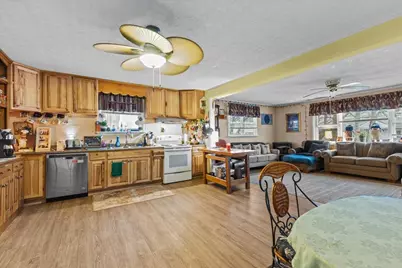 49 Russell Street, St. Albans City,  05478 - Photo 14