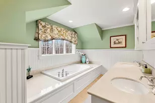 17 Canterbury Ln, Bedford, NH 03110 - Photo 32