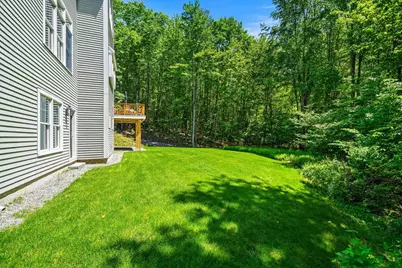 17 Canterbury Lane, Bedford, NH 03110 - Photo 54