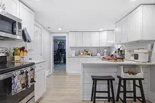 39 S Barnstead Rd, Barnstead, NH 03225 - Photo 2