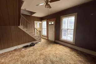 35 McFarland St, Gorham, NH 03581 - Photo 6