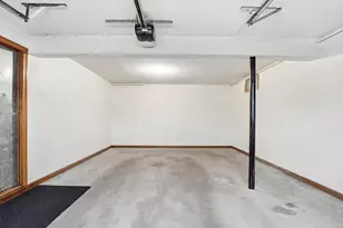 84 S Fremont St, Manchester, NH 03103 - Photo 20