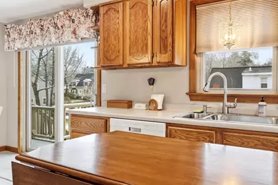 84 S Fremont Street, Manchester, NH 03103 - Photo 6