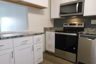 113 Cluff Crossing Rd, Salem, NH 03079 - Photo 4