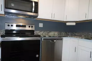 113 Cluff Crossing Rd, Salem, NH 03079 - Photo 6