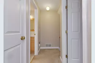 63 East Meadow Way, Manchester, NH 03109 - Photo 16