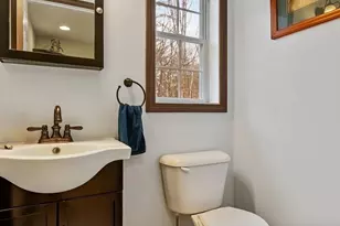 22 Lakewood Dr, Alton, NH 03810 - Photo 10