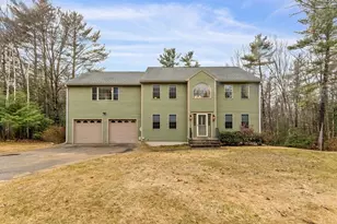 22 Lakewood Dr, Alton, NH 03810 - Photo 2