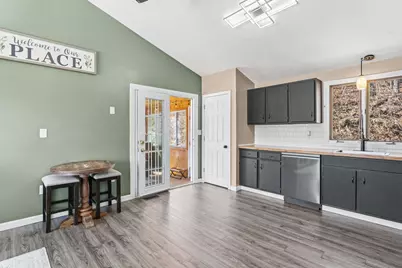 32 Syracuse Road, Nashua, NH 03064 - Photo 14