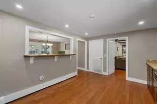 27 Cole St, Salem, NH 03079 - Photo 8