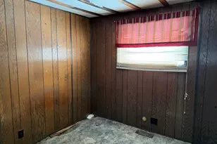 15 Windham Depot Rd, Derry, NH 03038 - Photo 12