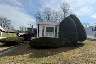 15 Windham Depot Rd, Derry, NH 03038 - Photo 2