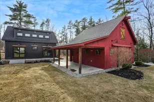 646 Haleigh&apos S Ct, Pembroke, NH 03275 - Photo 2