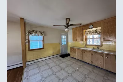 30 Ingalls Street, Manchester, NH 03102 - Photo 2