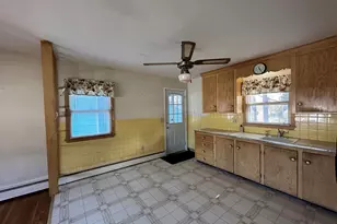 30 Ingalls St, Manchester, NH 03102 - Photo 2