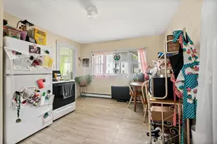 17 Bridge St, Pittsfield, NH 03263 - Photo 4