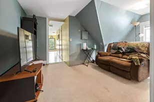 17 Bridge St, Pittsfield, NH 03263 - Photo 10