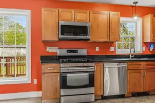 5 Sullivan Dr, Dover, NH 03820 - Photo 2