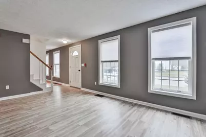 54 Vandora Drive, Manchester, NH 03103 - Photo 8