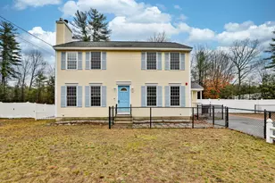 54 Vandora Dr, Manchester, NH 03103 - Photo 2