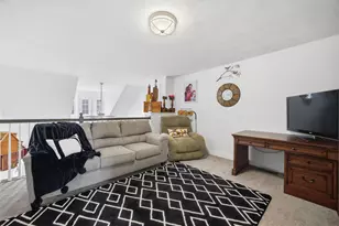 93 Trail Haven Dr, Londonderry, NH 03053 - Photo 12